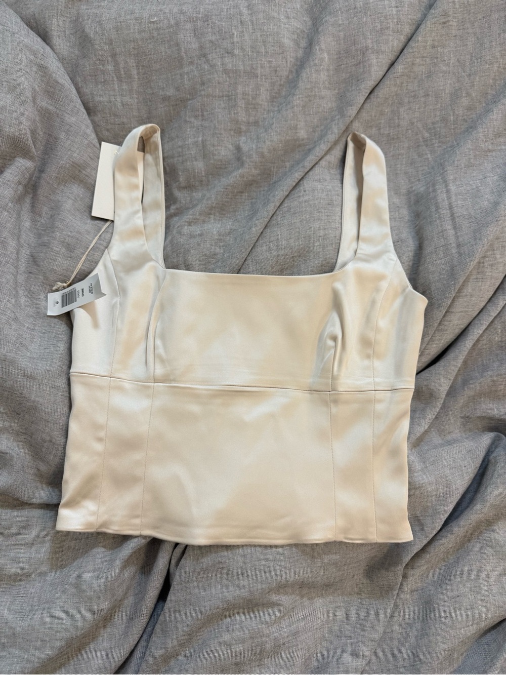 BNWT Aritzia Cream Square-Neck Cropped Tank Top